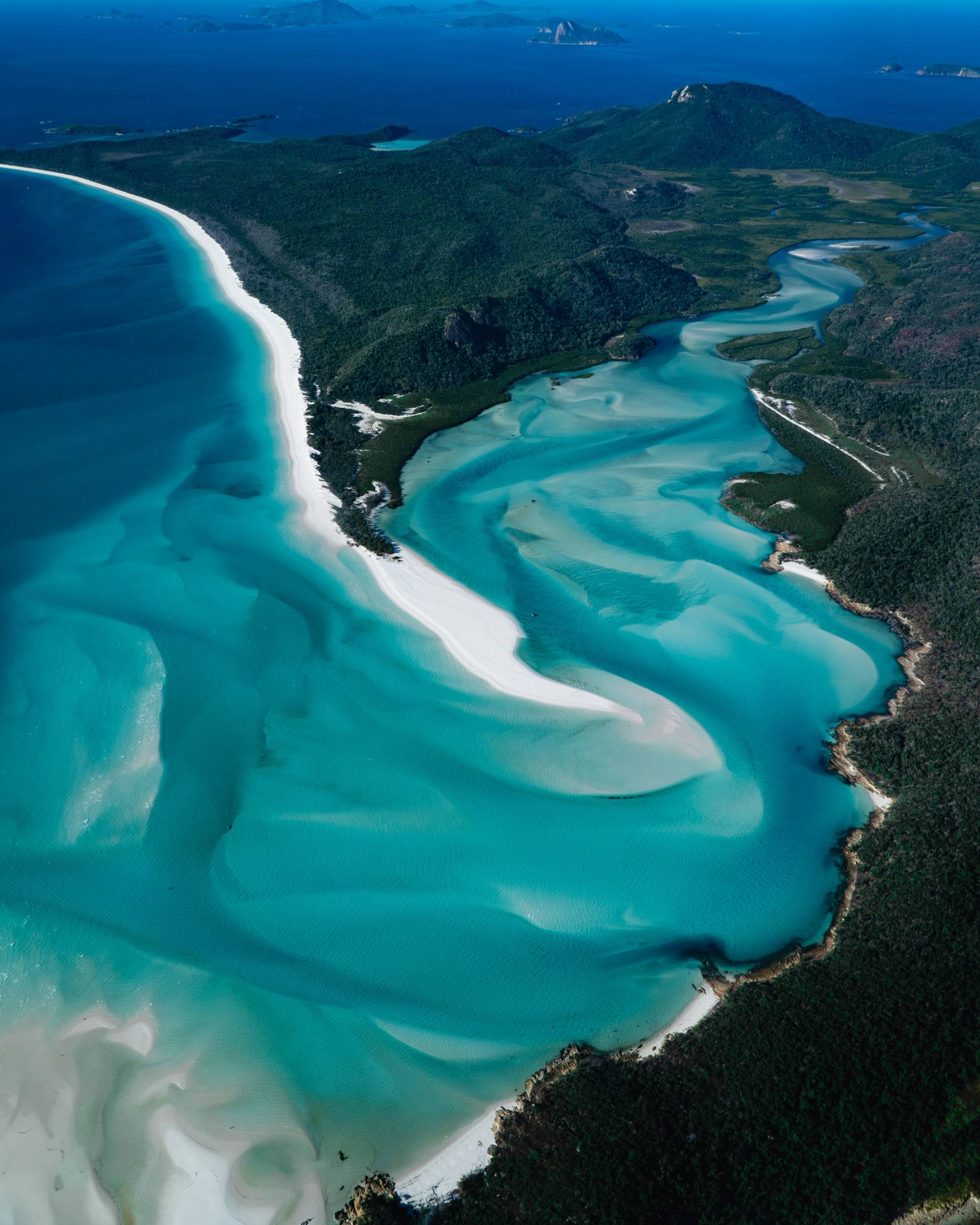 whitehaven beach and hill inlet queensland