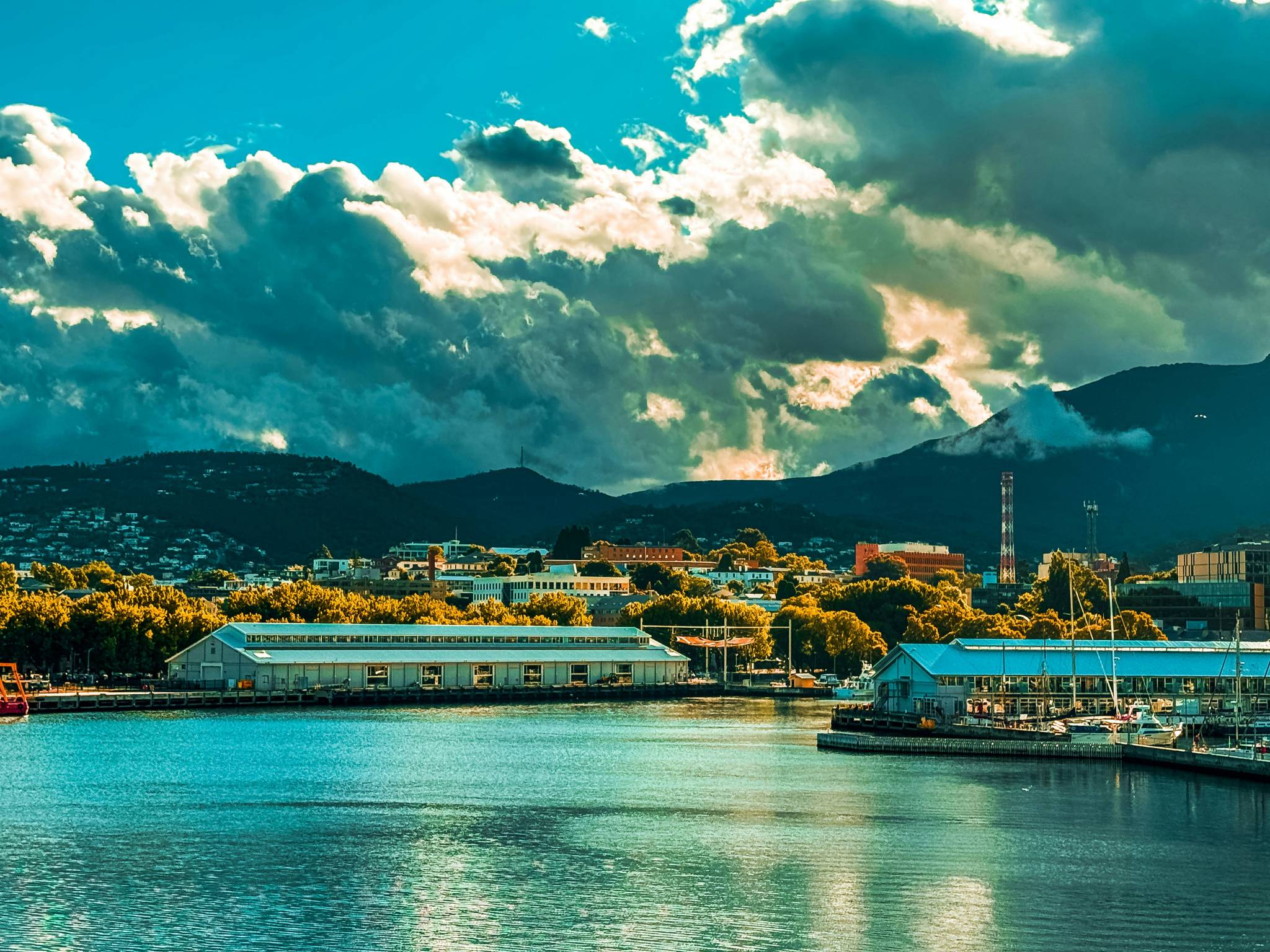 waterfront hobart in the evening