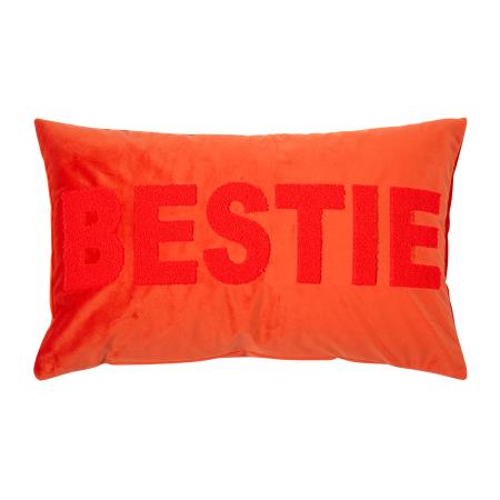 Pude: BESTIE