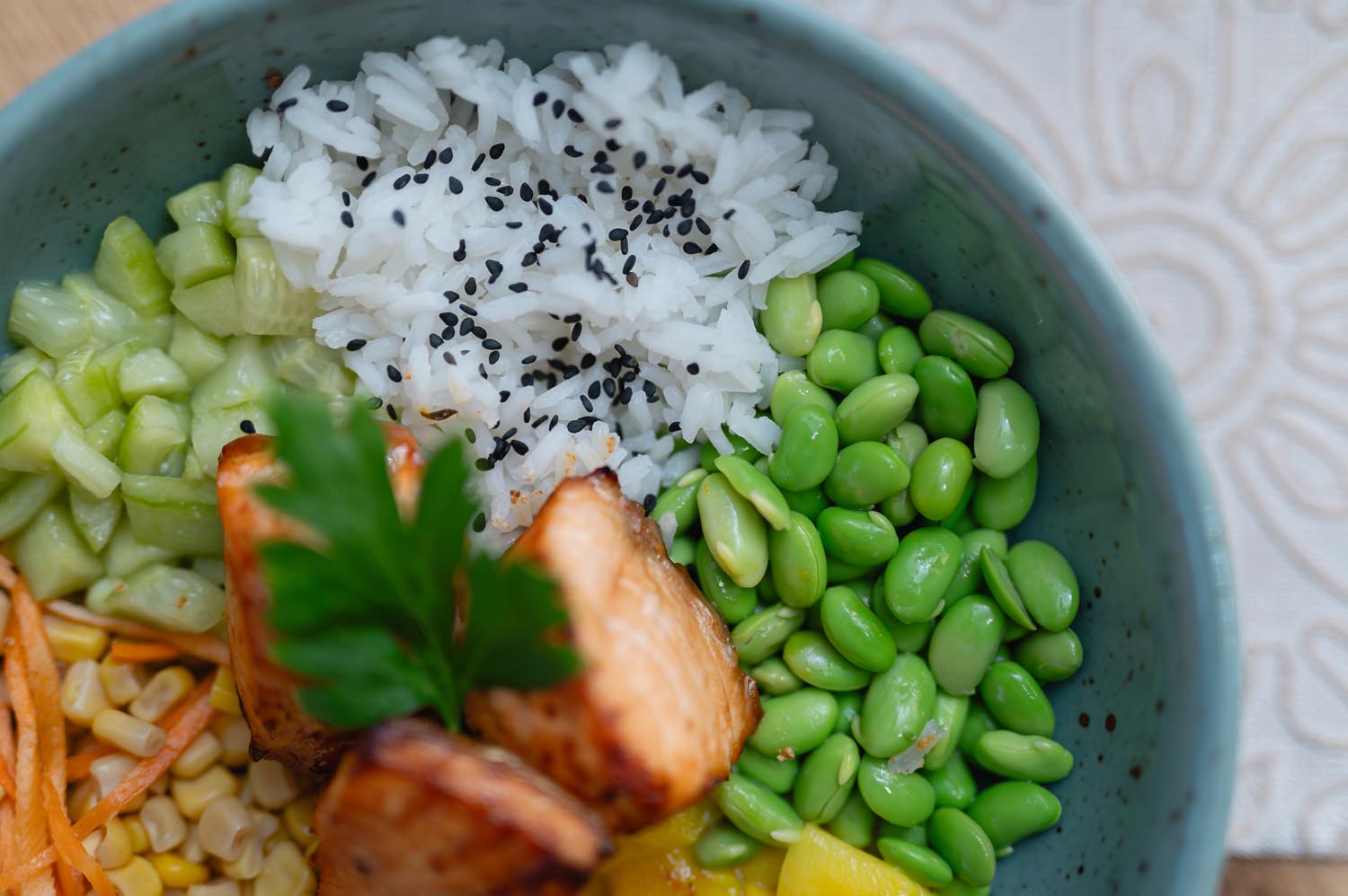 poke-bowl-losos-04