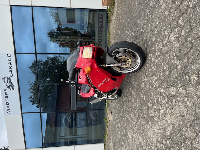 Ducati 900 Supersport 1996, brugt motorcykel til salg i Madsens Garage (billede 1 af 6)
