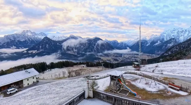 Ranní mlha nad Loferem: timelapse z Loderbichlu