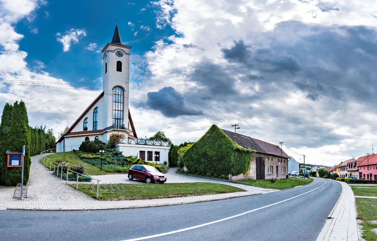 Nedachlebice – slovácká vesnice rybníků a lesů