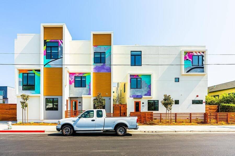 2242 Magnolia