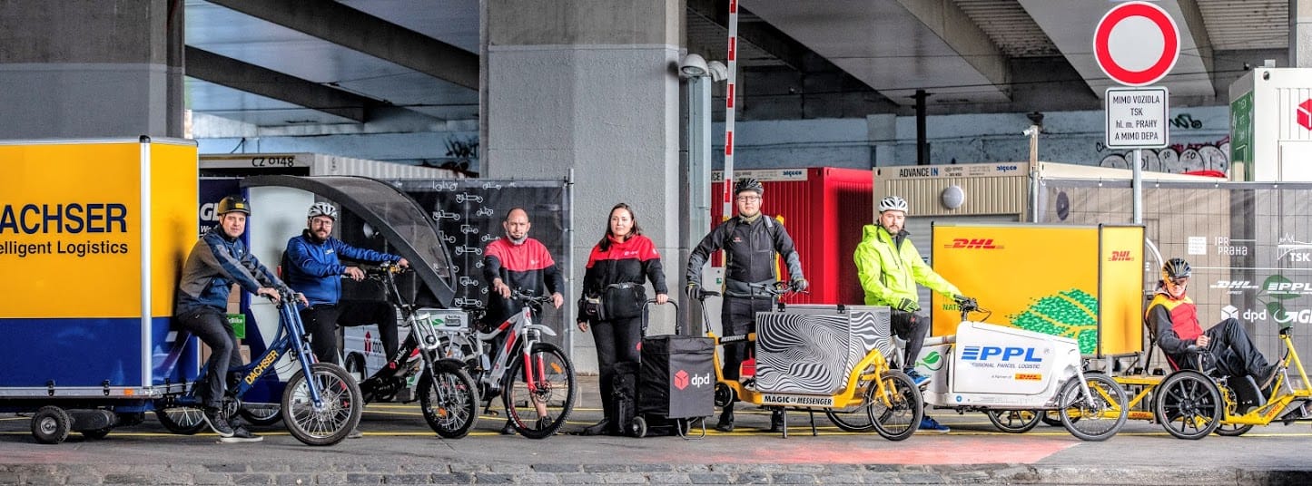 Nákladní elektrokola kurýrů v cyklodepu DEPOT.BIKE na Těšnově v Praze