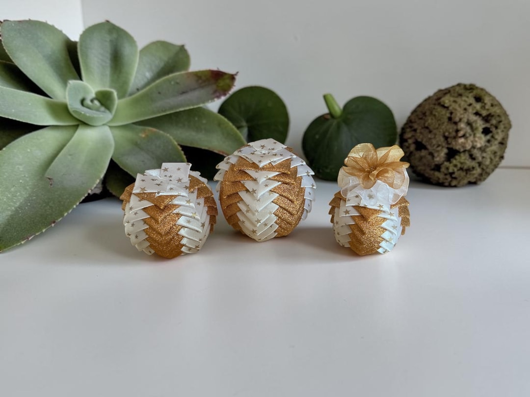 Three Sizes, One Golden Colour — More Christmas Baubles