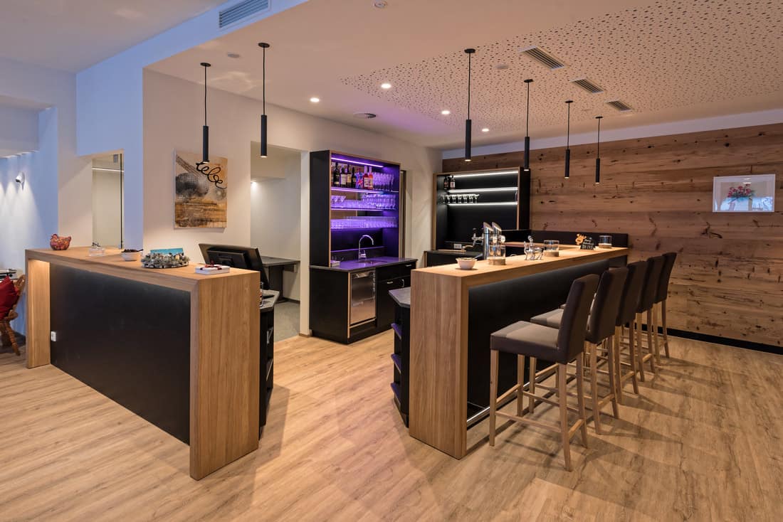 Rezeption im Hotel Alpenfeuer Montafon