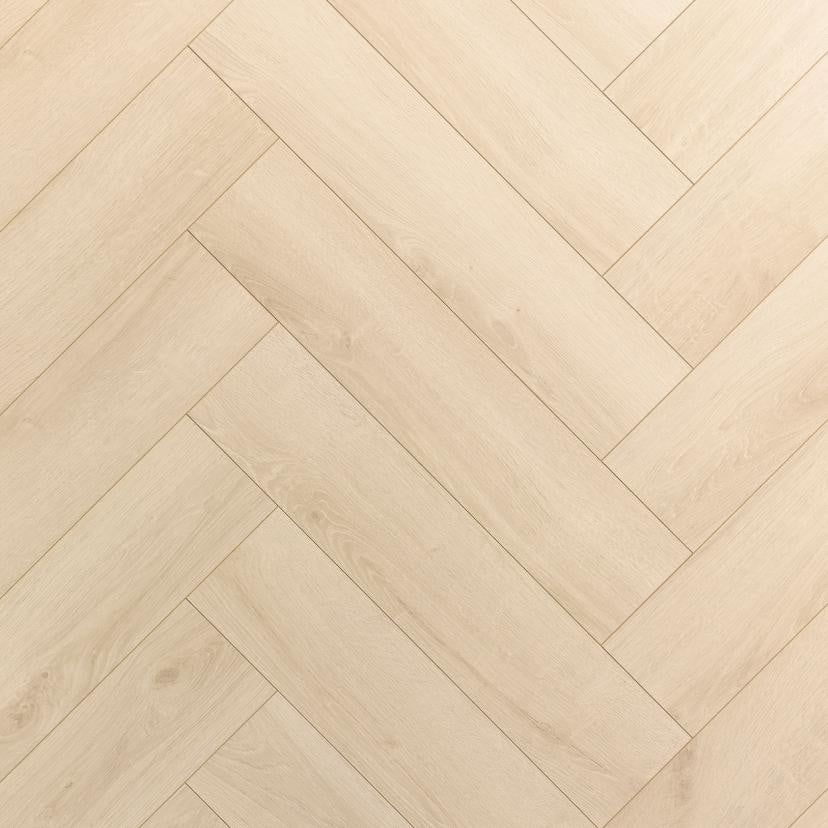 Dub Laverno Herringbone - Voděodolná laminátová podlaha