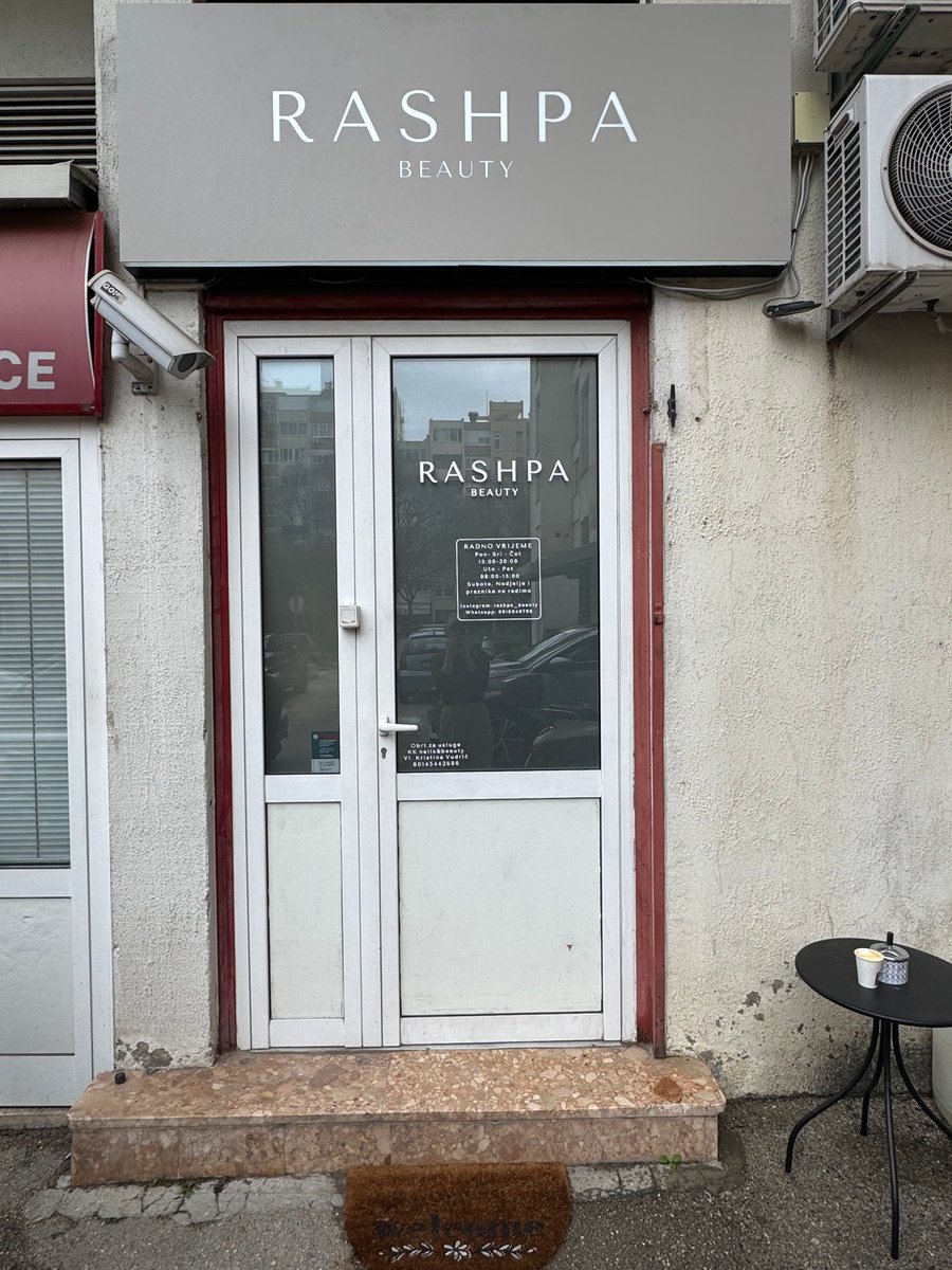 Rashpa Beauty exterior storefront