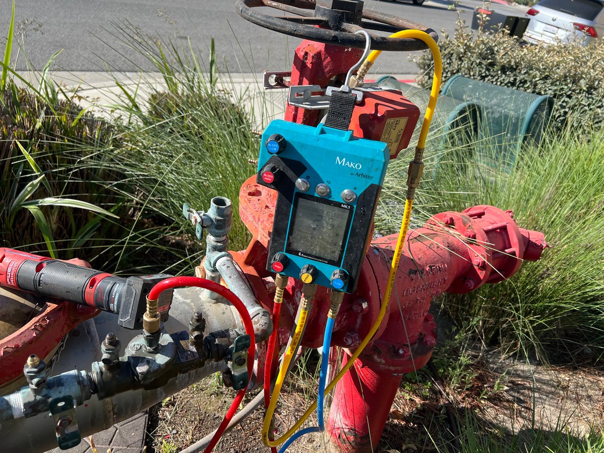 Fire line backflow preventer testing with Mako digital gauge