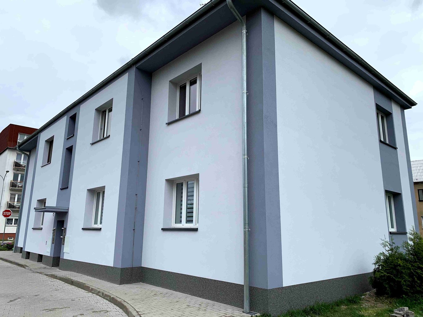 Fasáda BD Milovice - systém Ceresit Ceretherm EPS — po 3