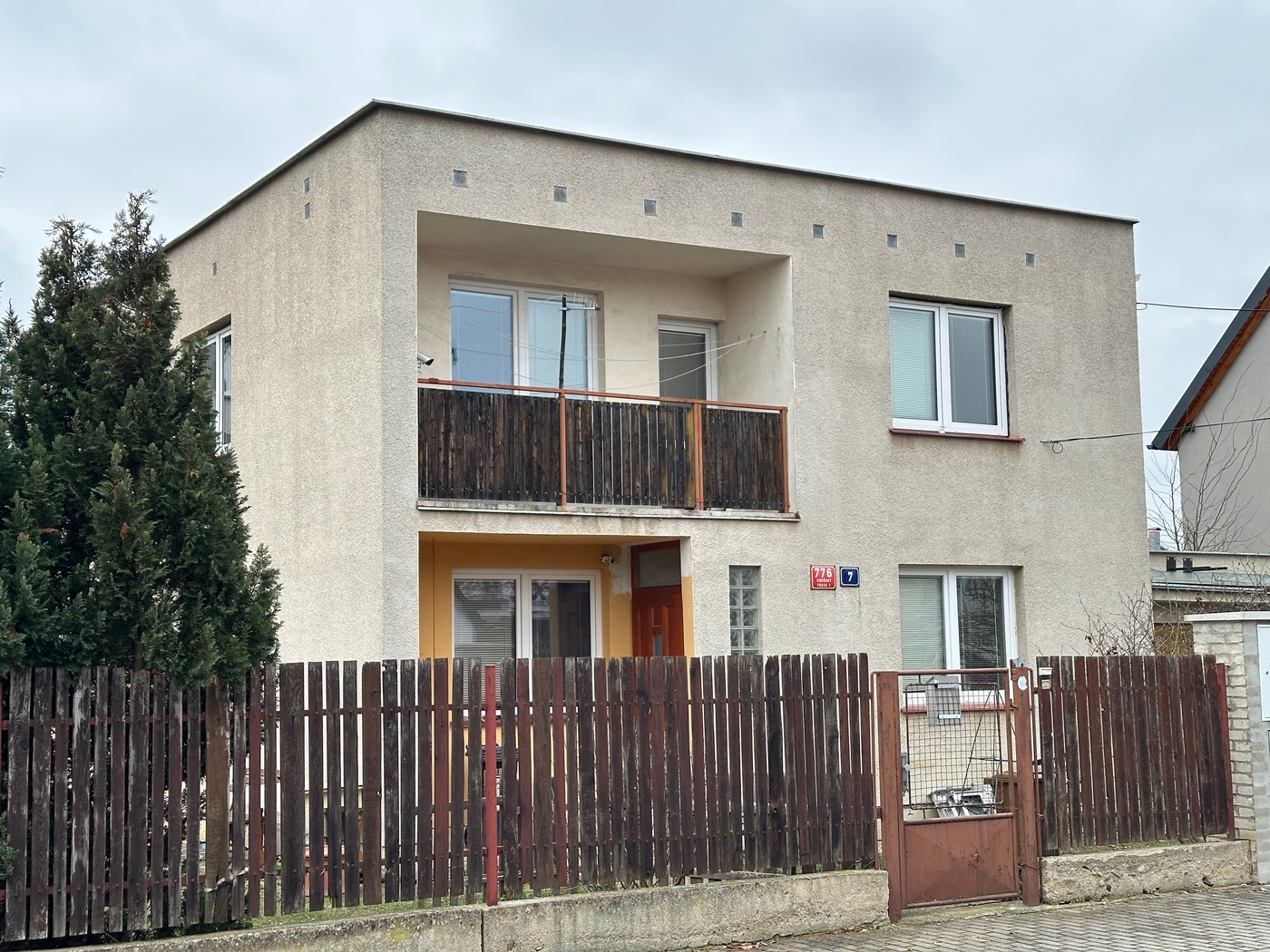Fasáda Modřany - systém Ceresit Ceretherm EPS — před 1