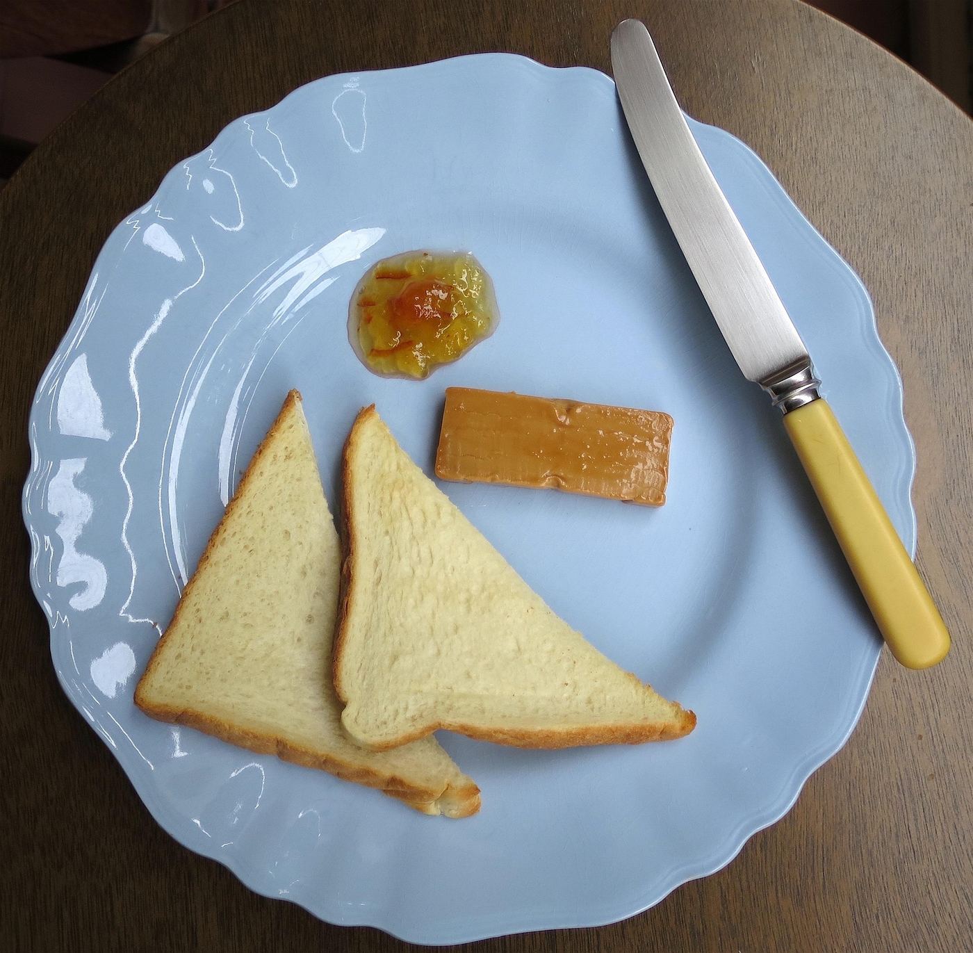 Slices of bread with brunost brown cheese, the classic Norwegian topping