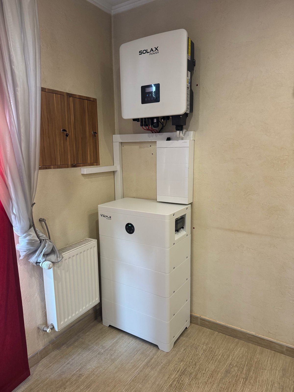 Інвертор Solax 15 кВт і батарея Triple Power у приватному будинку в Софіївській Борщагівці