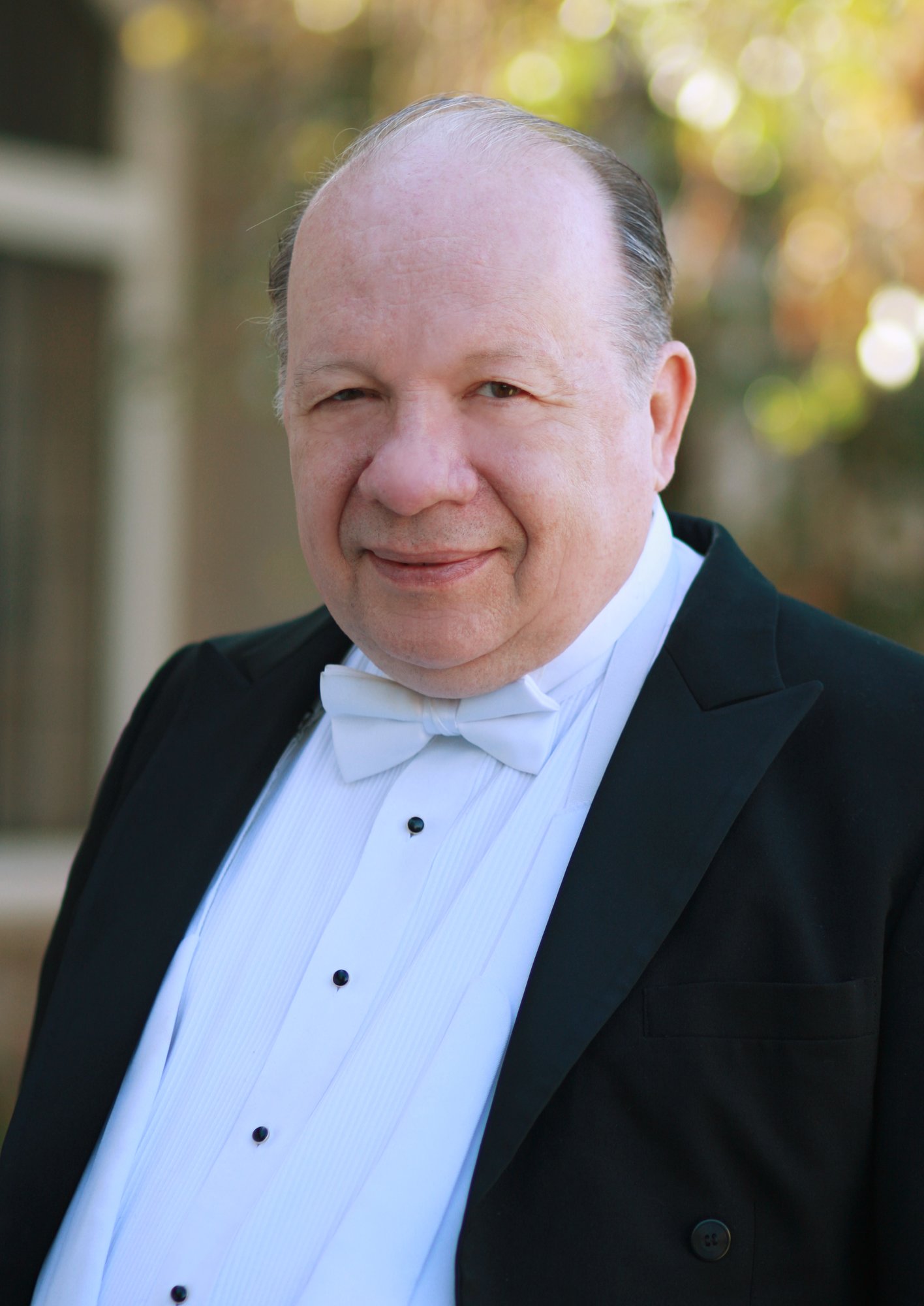 Portrait of Dr. Robert Sage, CSO Music Director