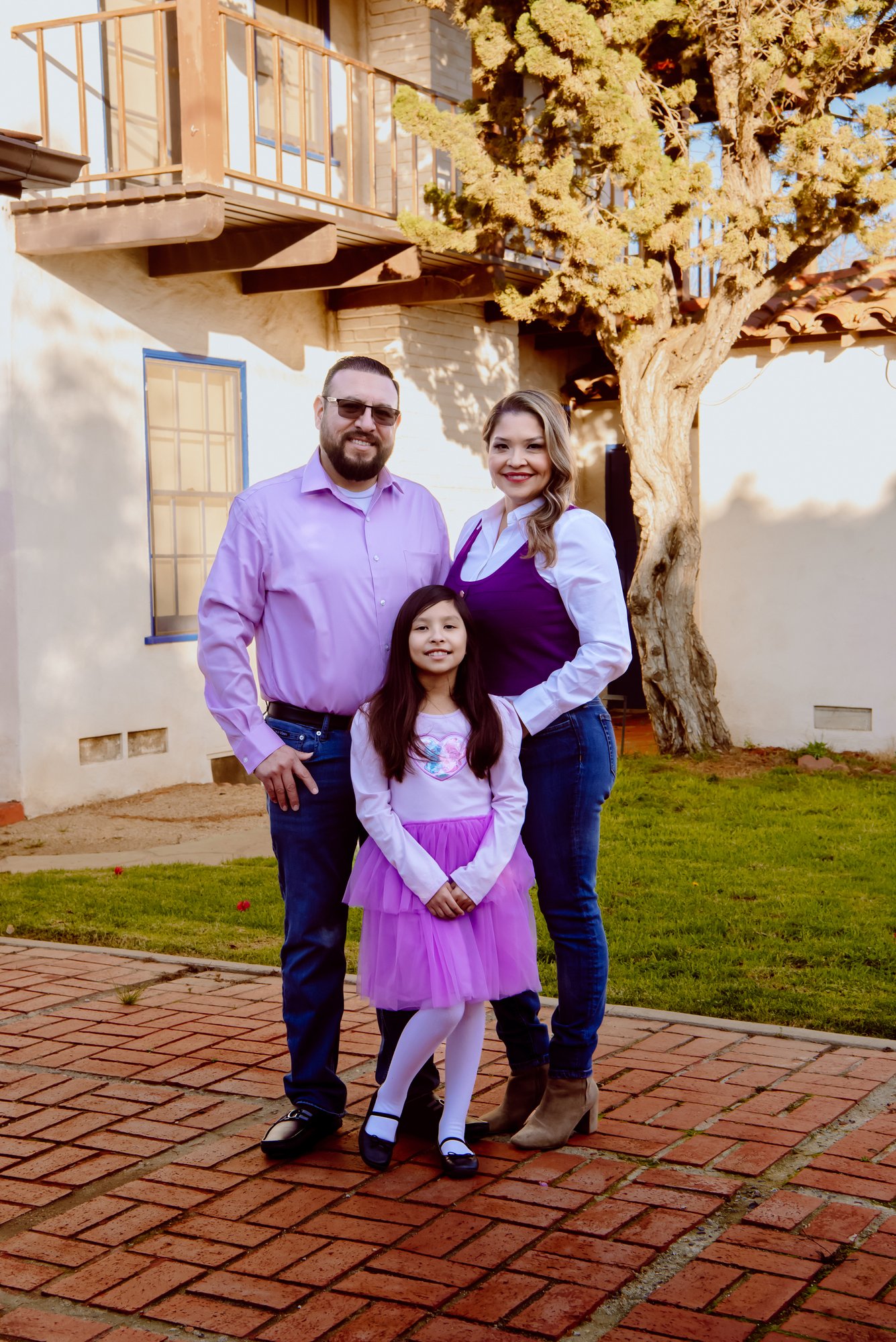 Maribel Aguilera with family