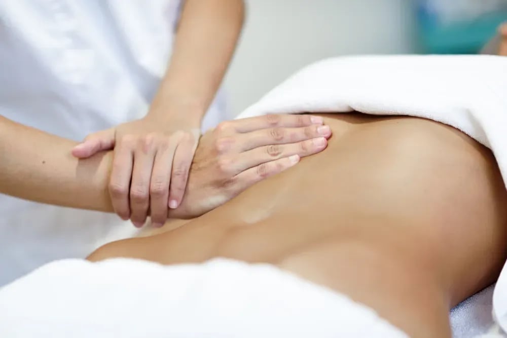Masaje reductor y remodelador con presoterapia – Centro de Estética Merche