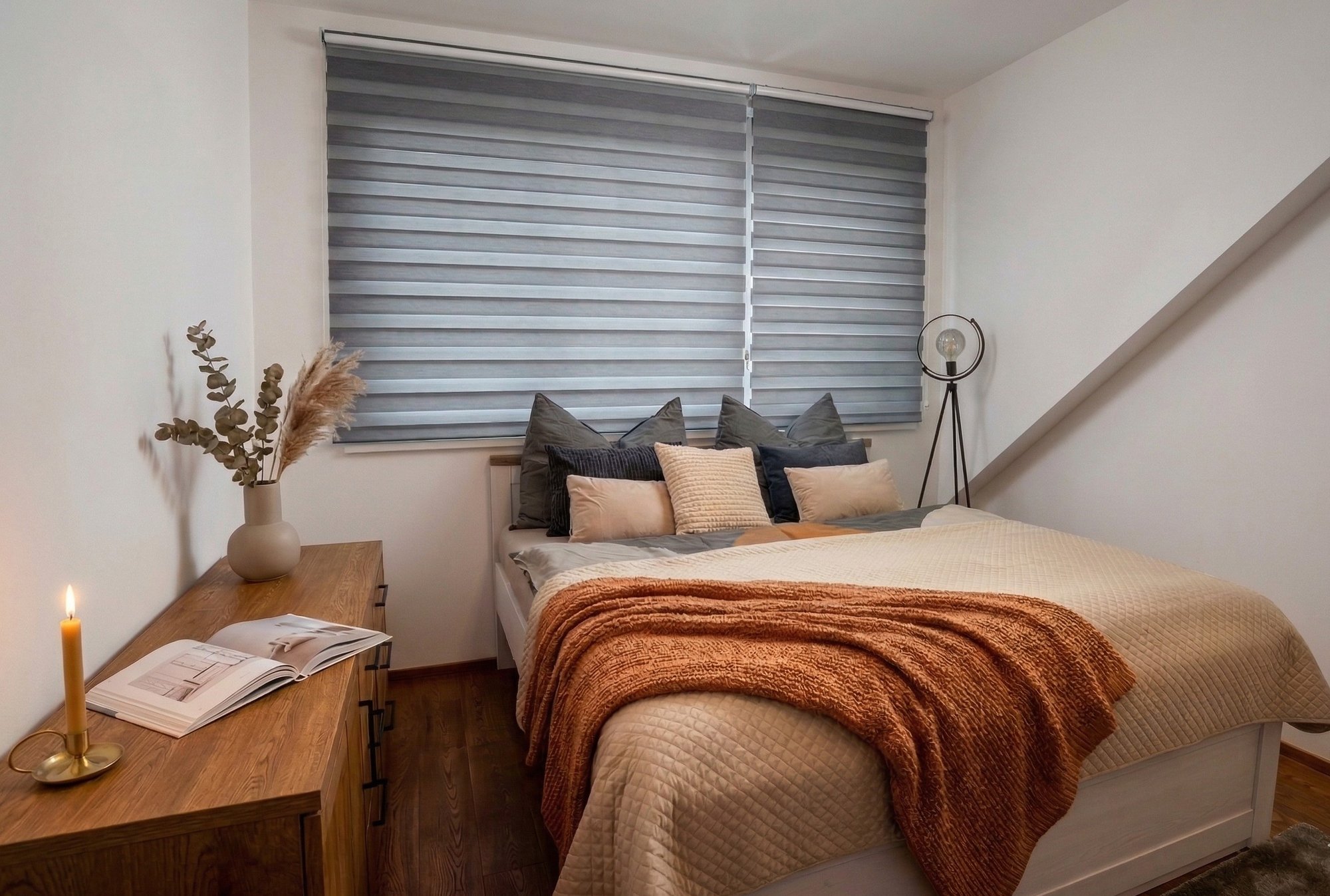 Second bedroom daytime