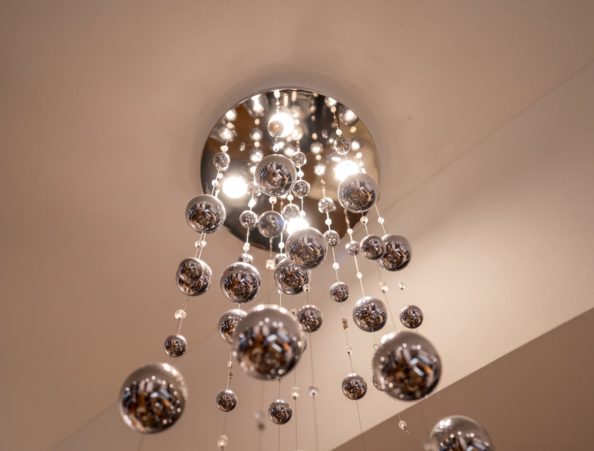 Living room light detail L6