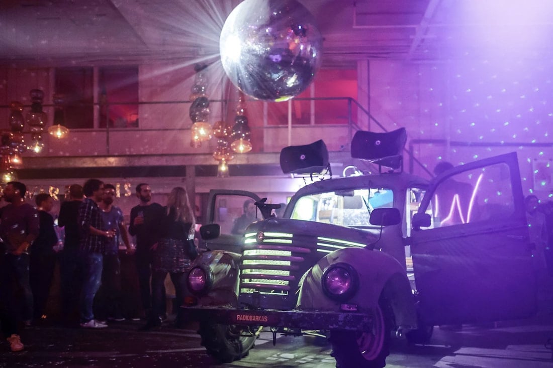 Vintage Style Radio 1