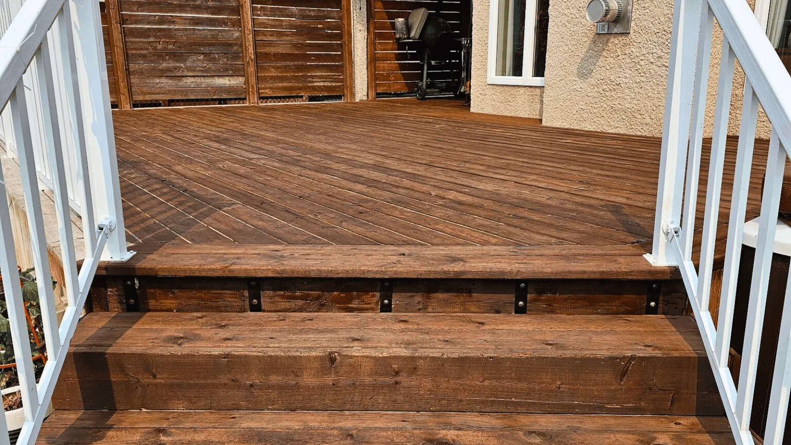 Stucco exterior painting