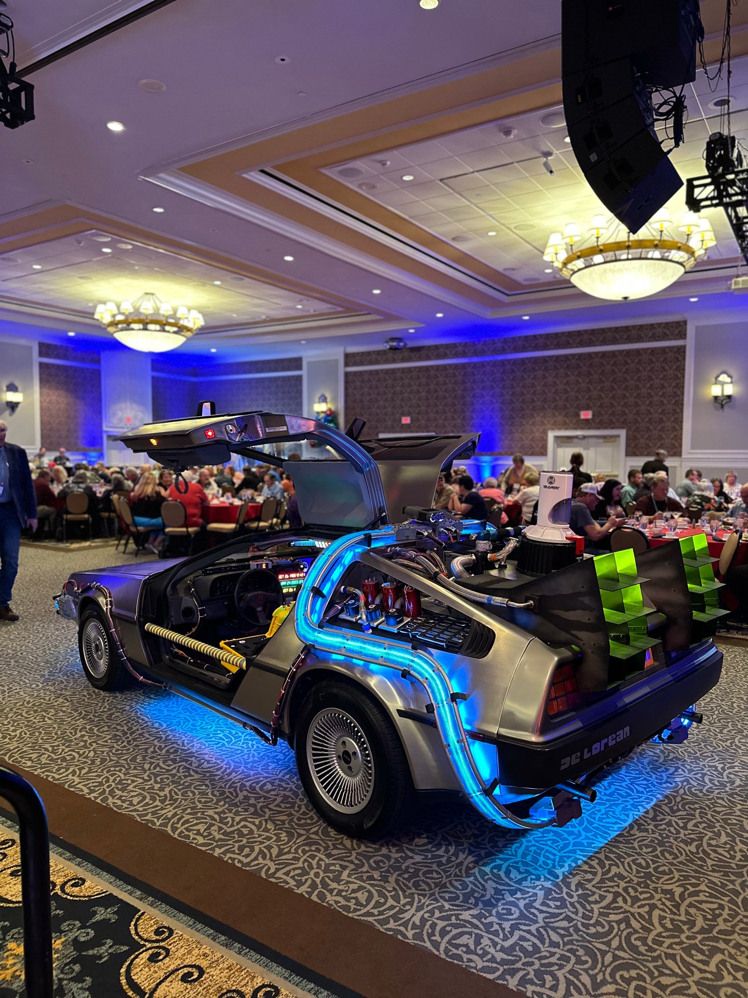 DeLorean Time Machine