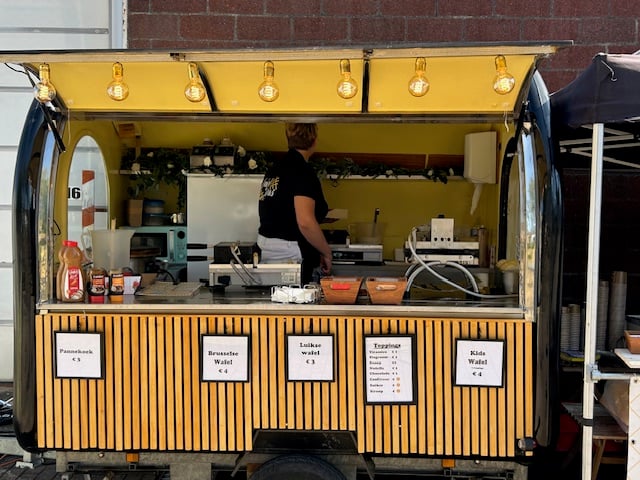 Pasta Veloce stand van de buitenkant