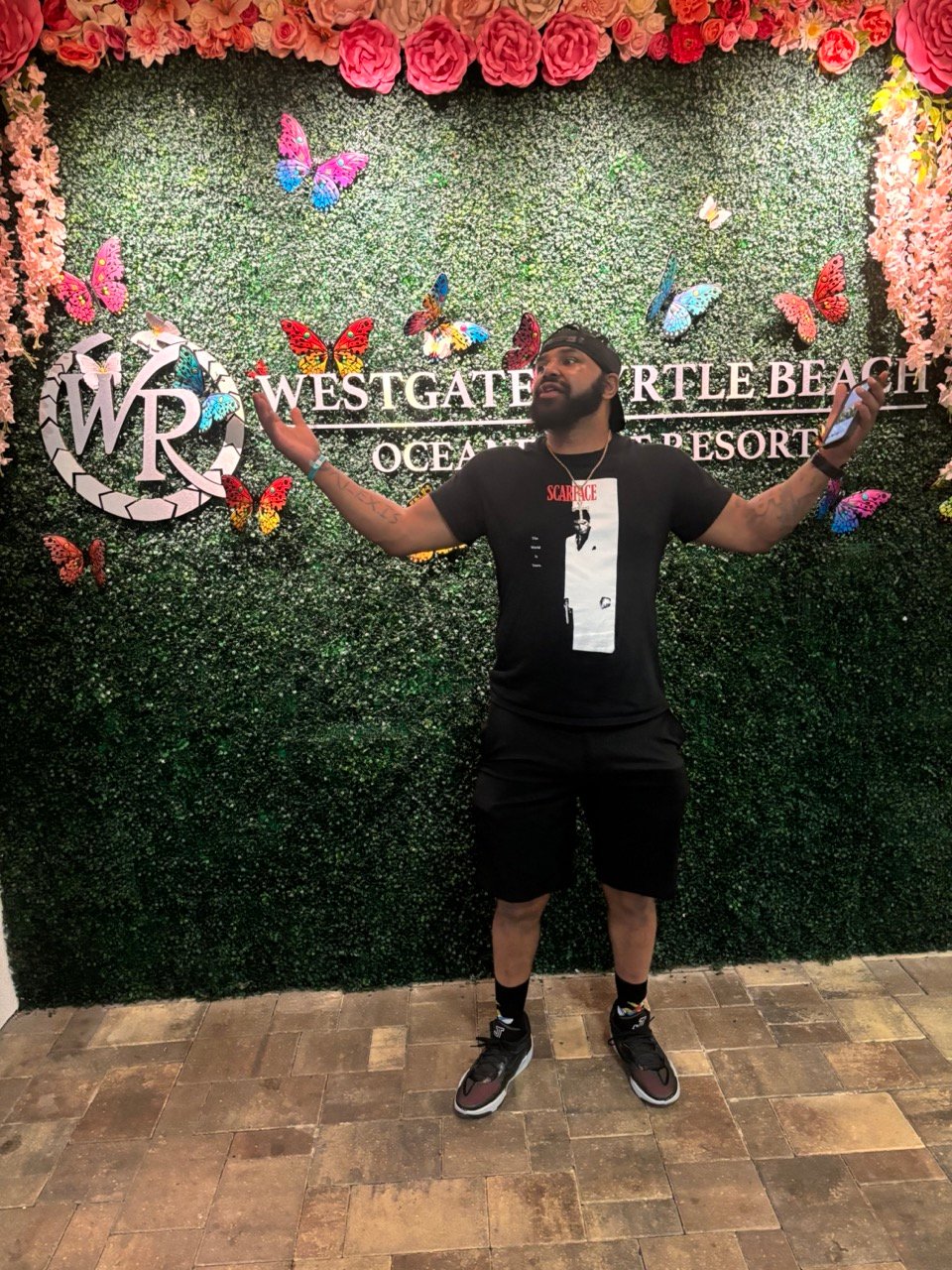 Eric arms wide open at Westgate