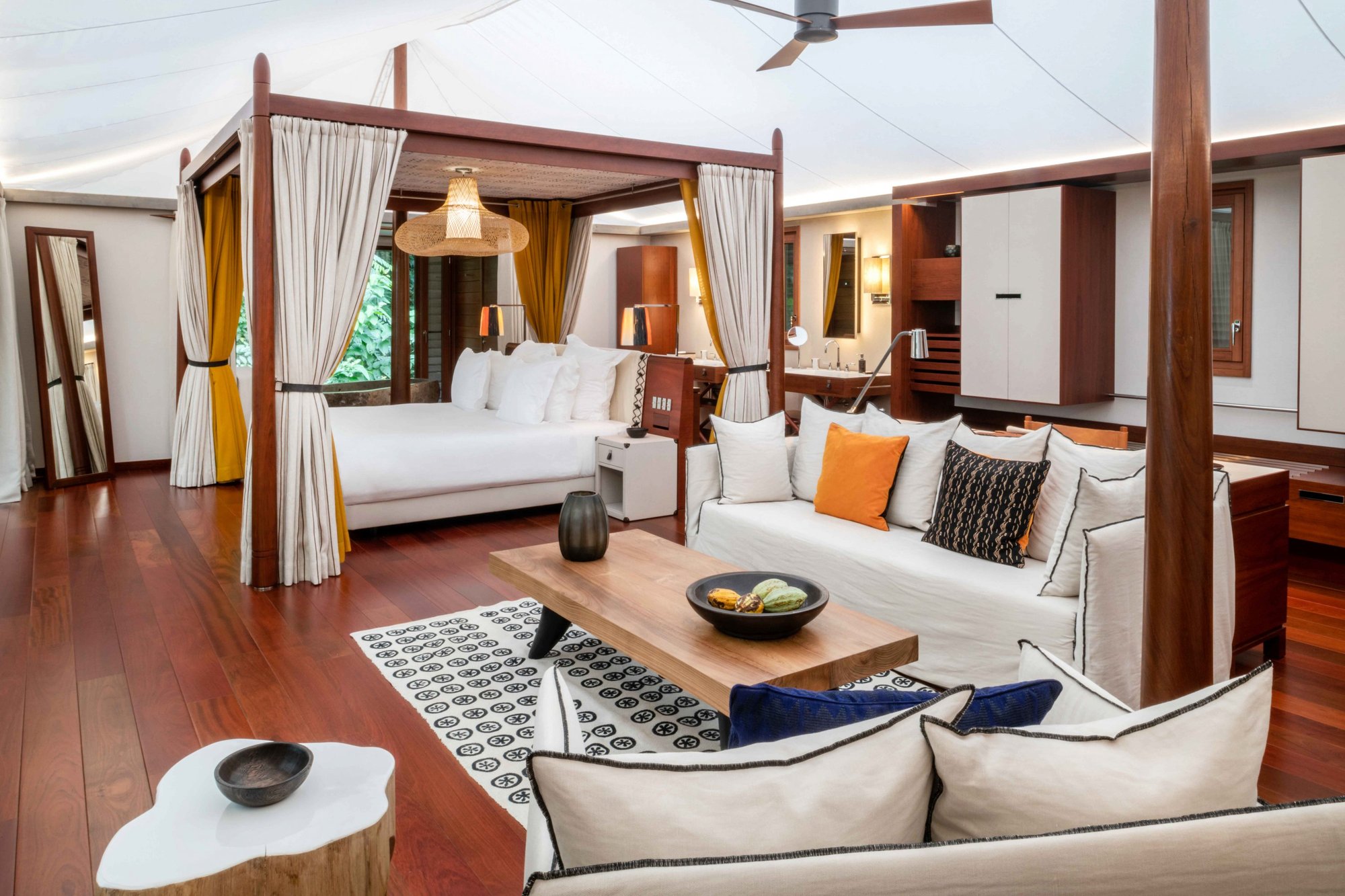 Four poster bedroom in a two bedroom sea view villa at Sundy Praia with an ocean outlook