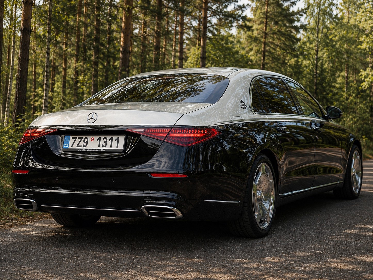 Mercedes-Maybach Z223 — exteriér zadní pravý pohled