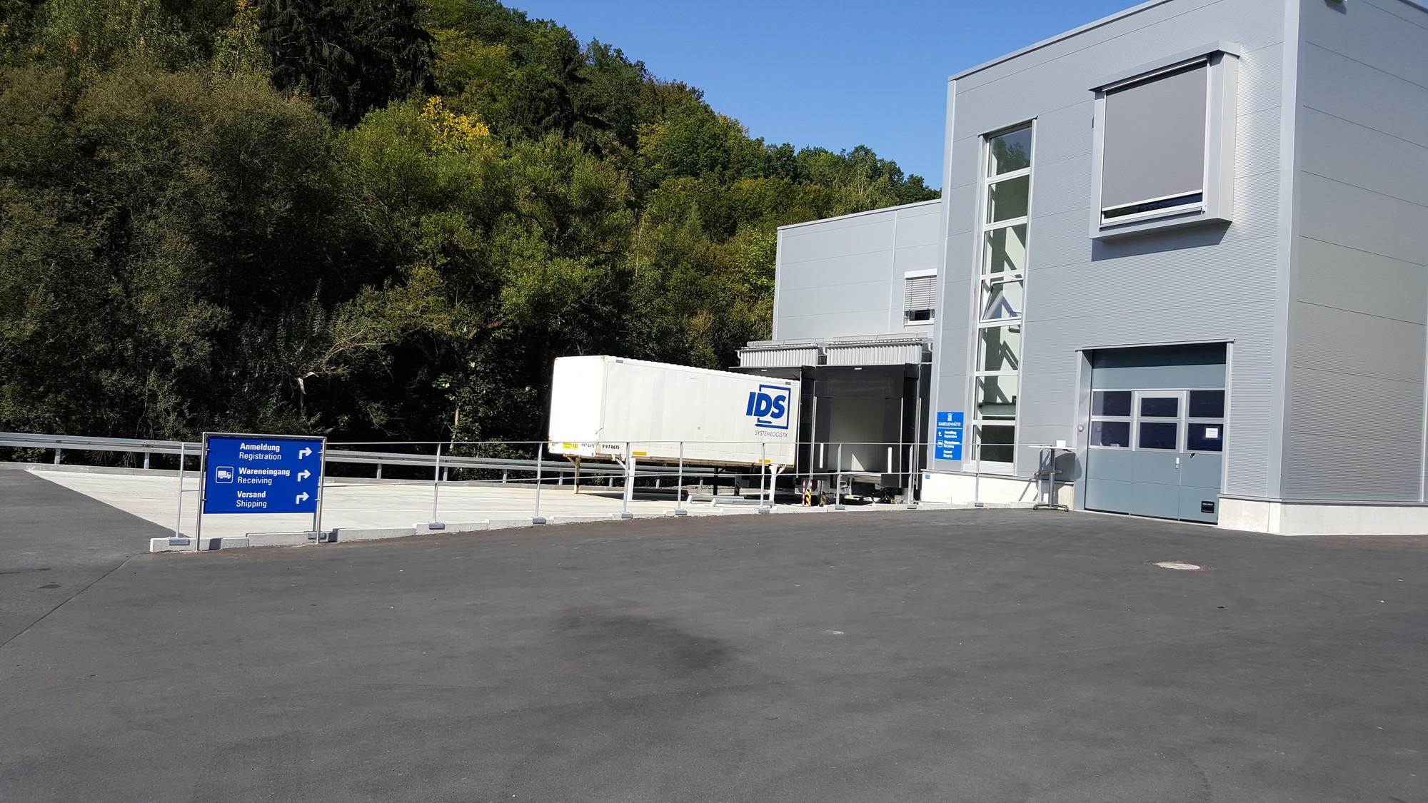 Beschilderung - Professionelle Werbetechnik von DUOWERBUNG