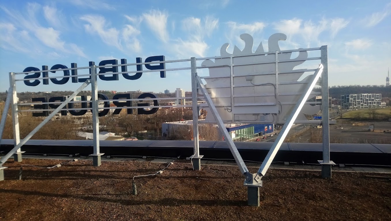 Střešní reklama Publicis Groupe
