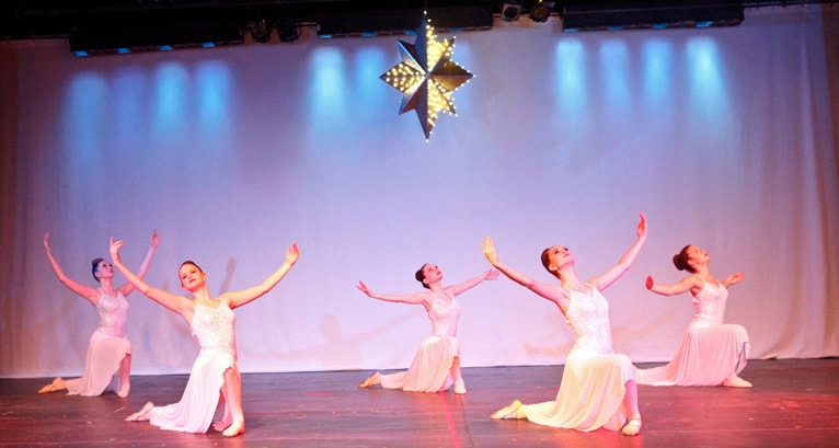JSDA dancer