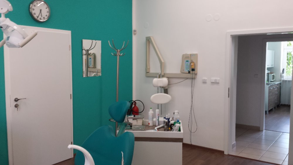 Čekárna zubní ordinace MUDr. Dragouna