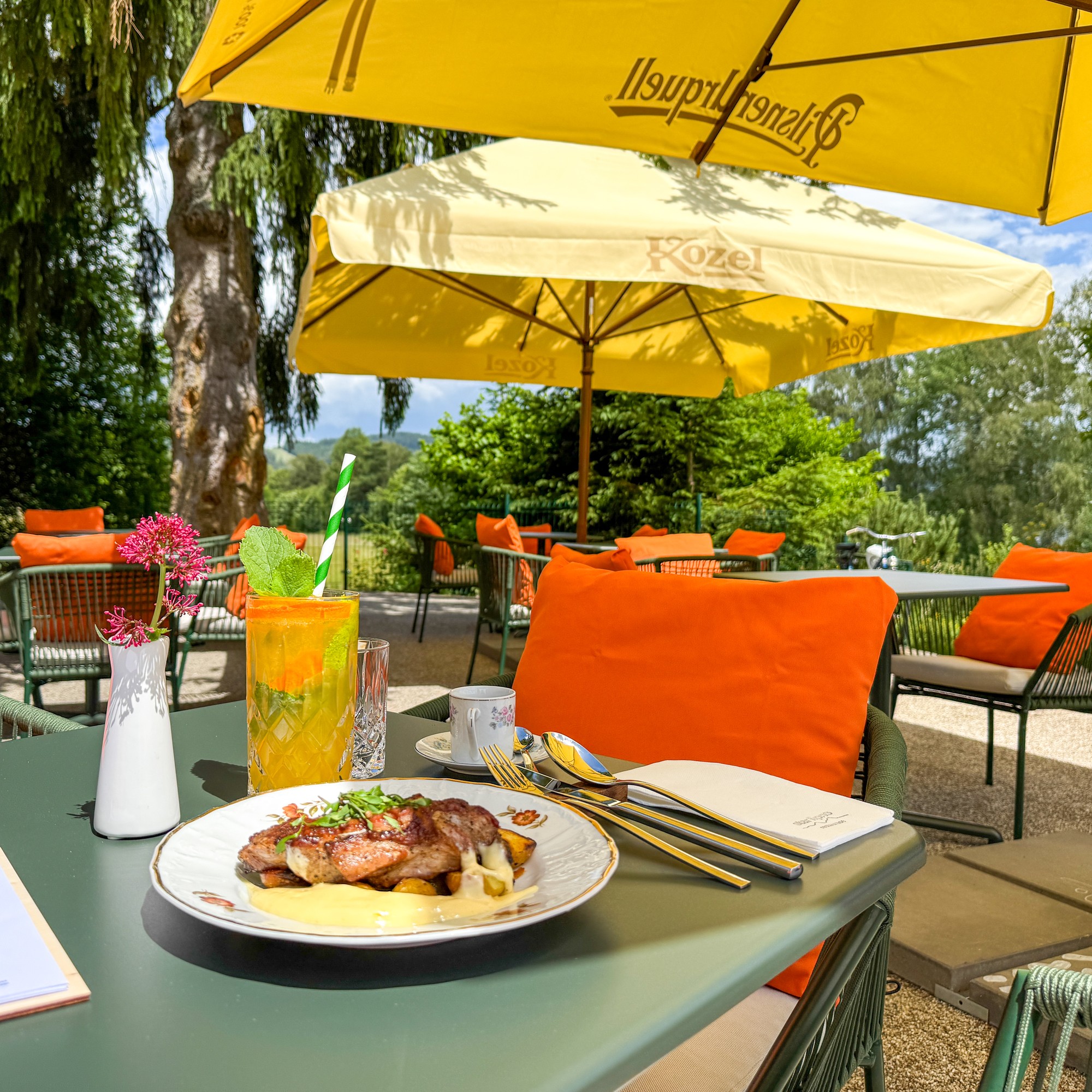Terasa restaurace Star Lipno s výhledem na Lipno
