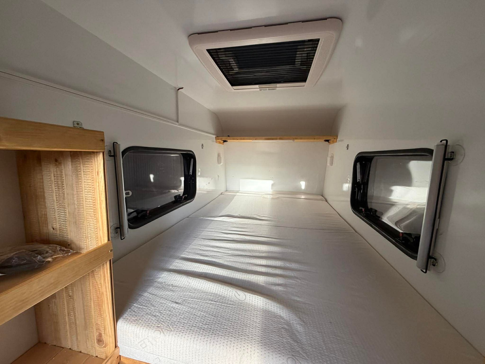 Minikaravan - boční pohled