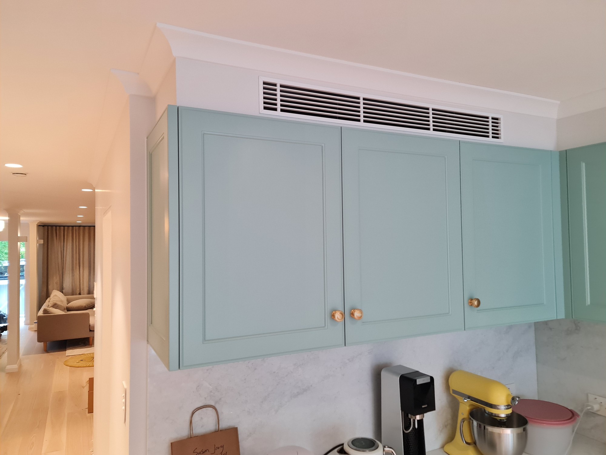 Linear bar grille perimeter installation