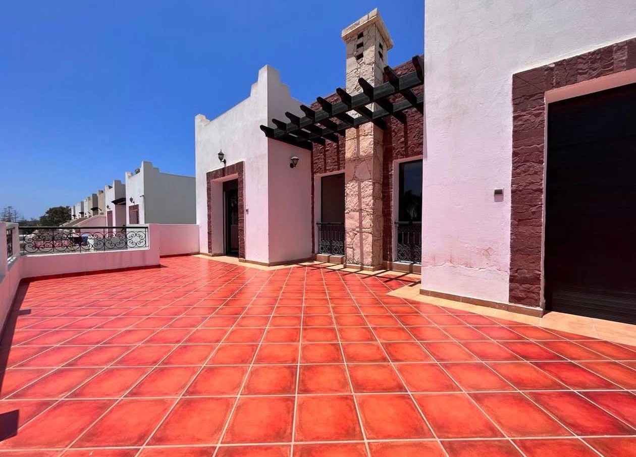 Zonnig dakterras van Villa Les Jardins du Golf