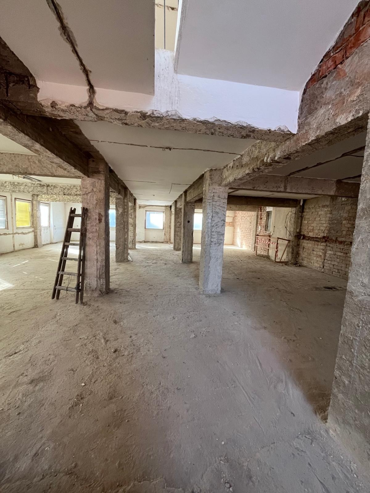 T-String Pardubice – náhled 4