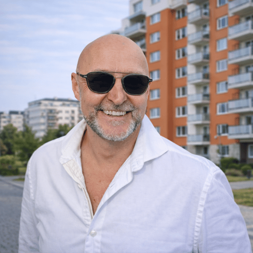 Miroslav Částek – realitní makléř