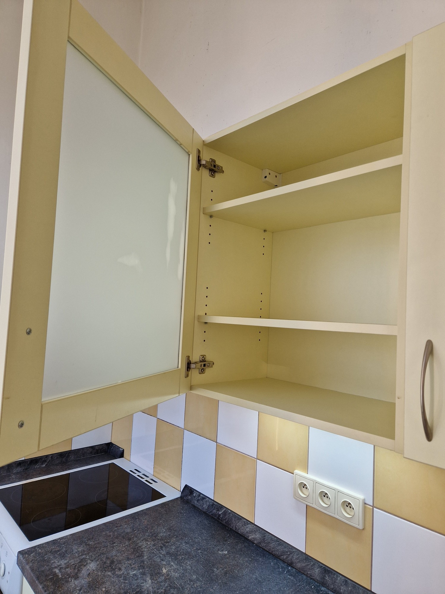Kuchyň po úklidu – detail čistých povrchů