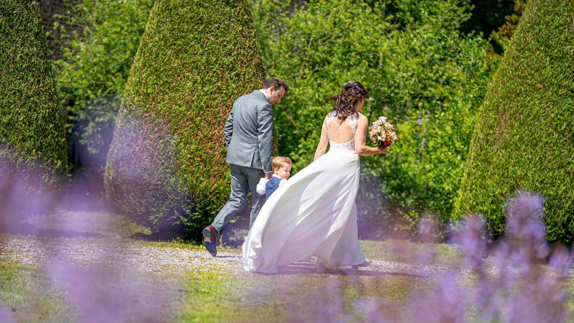 Bruidspaar samen op hun trouwdag