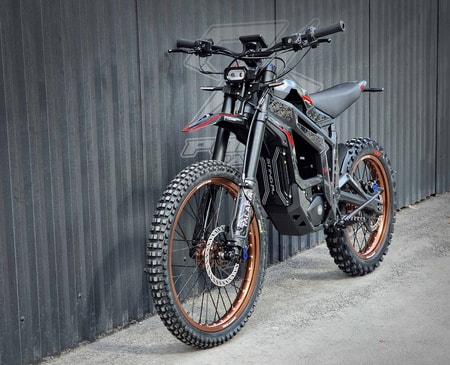 Elektrická motorka Talaria MX5 pro dospělé z půjčovny