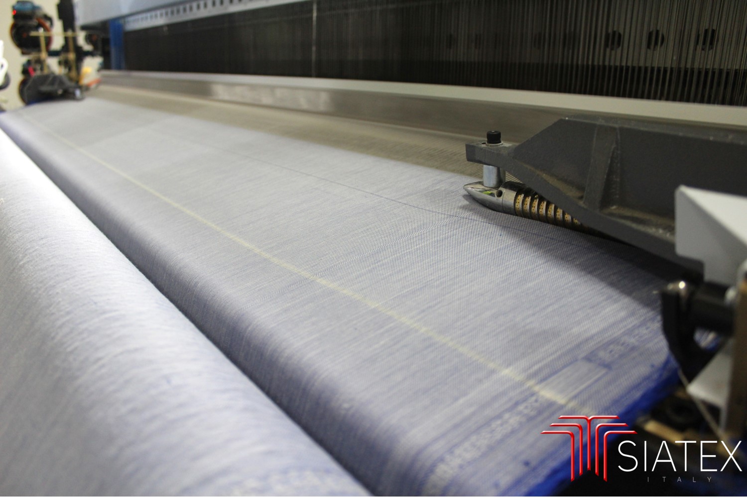 Weaving loom installed at the textile university