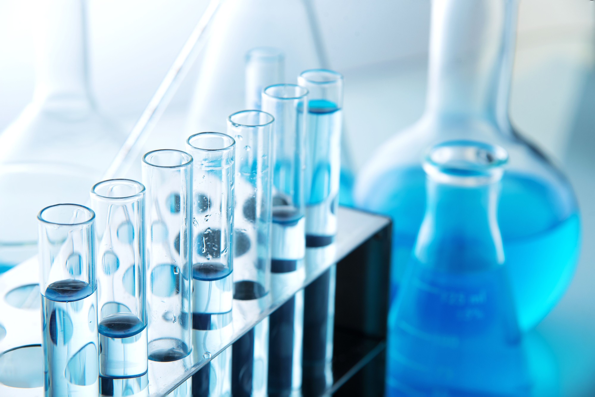 Laboratory and scientific equipment supplied by Siatex