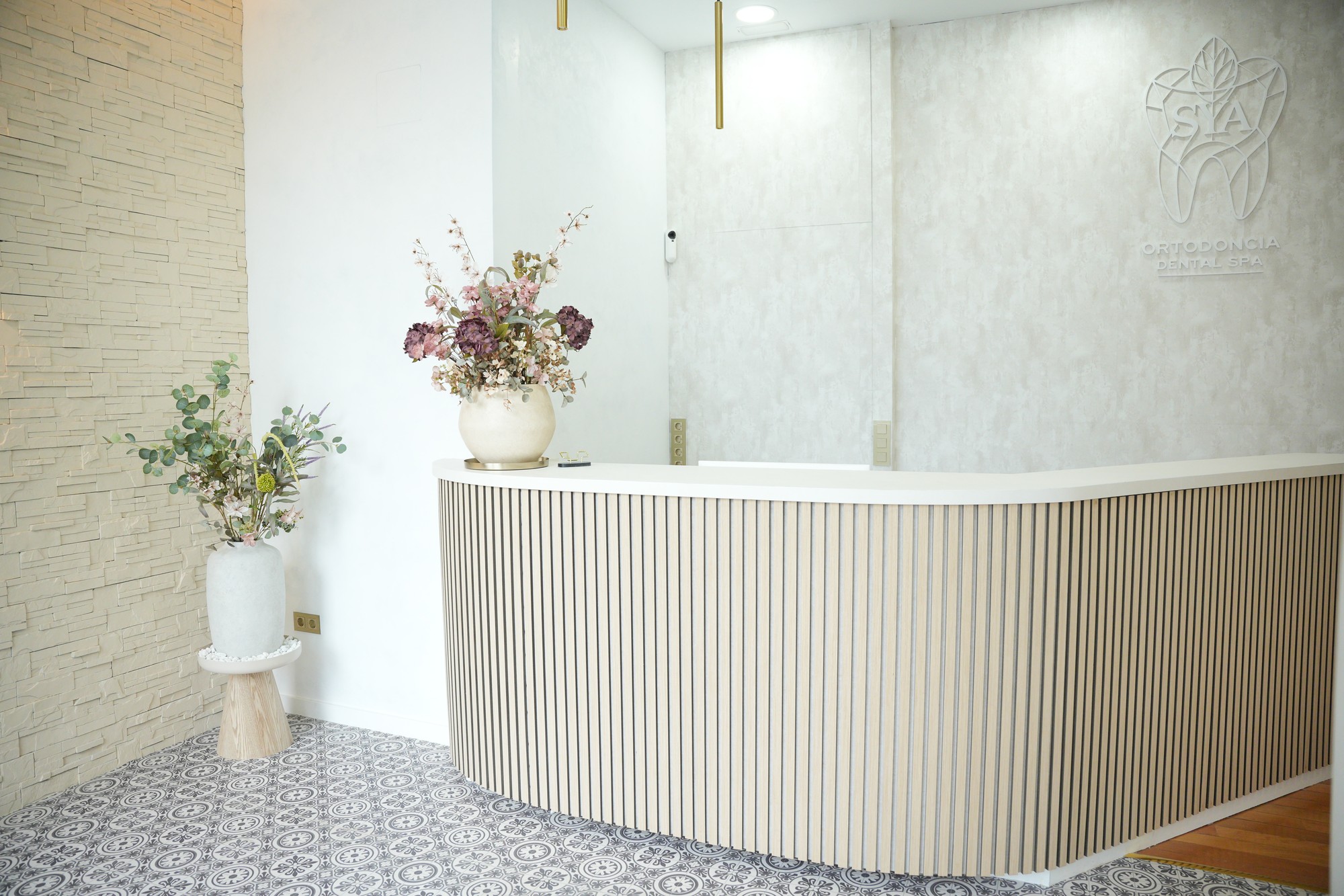 Recepción SYA Ortodoncia Dental Spa