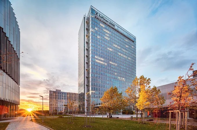 City Tower Praha – Sitz der Kanzlei PEERS advokátní kancelář