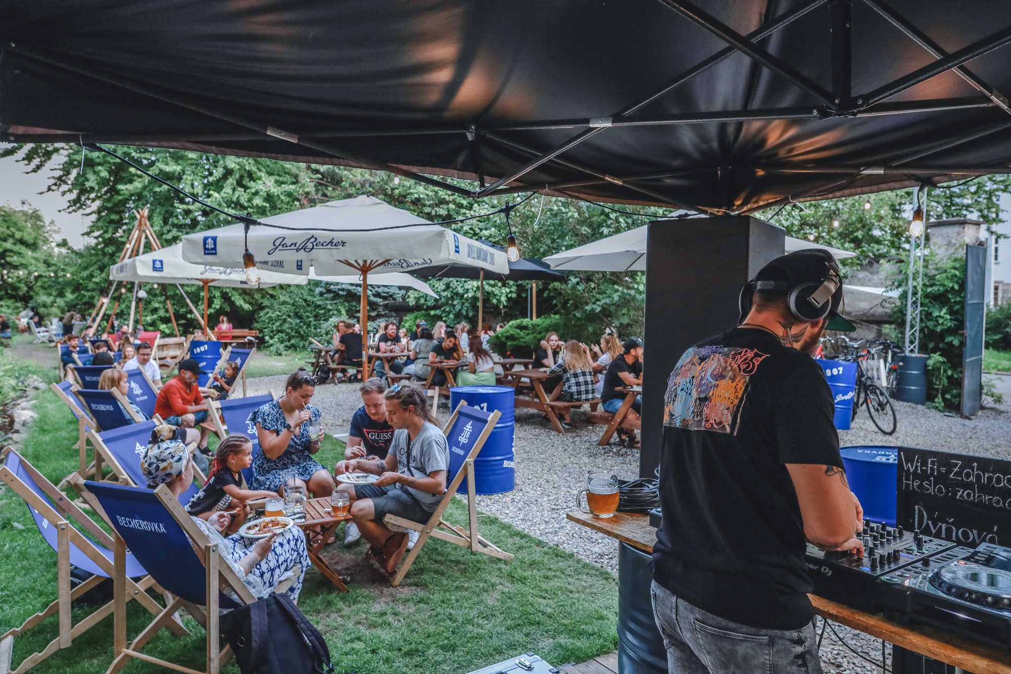 Bar Zahrada — fotografie 48