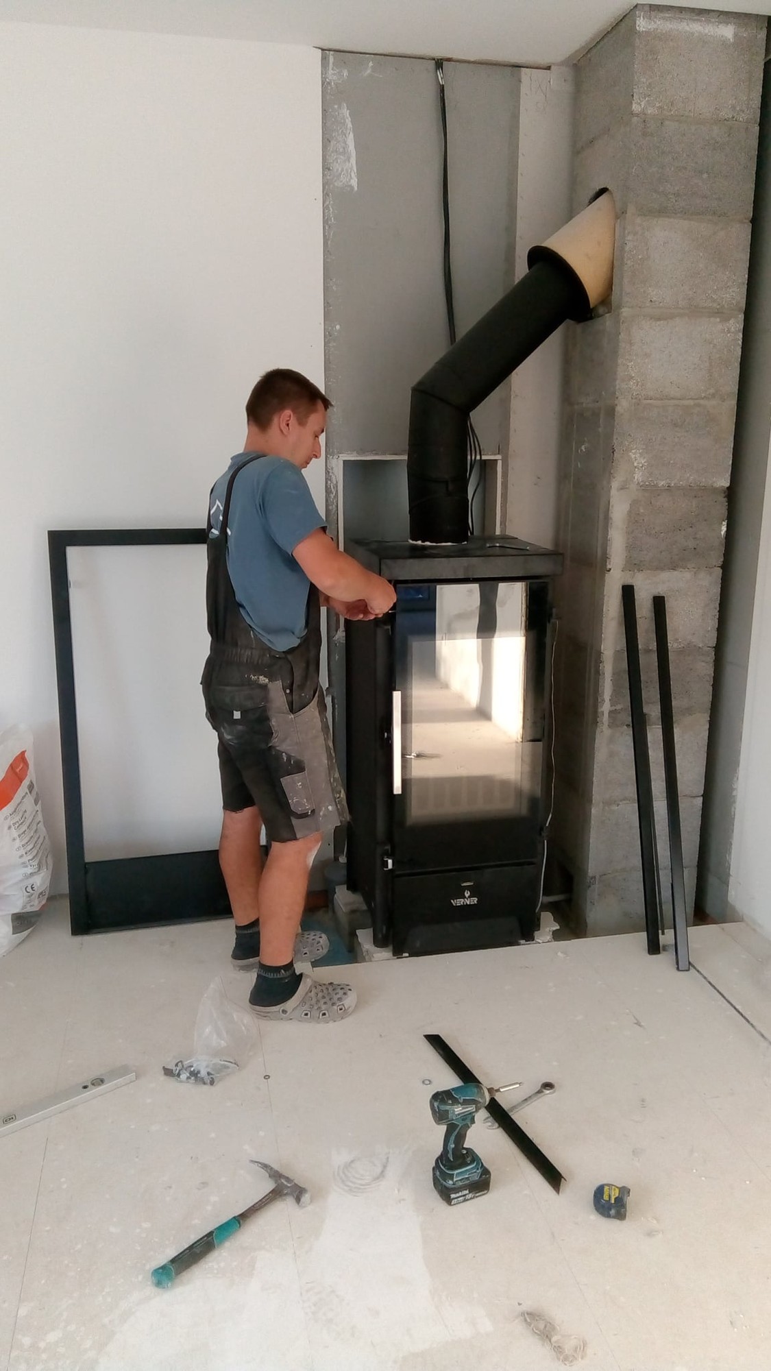 Kelčice instalace krbu
