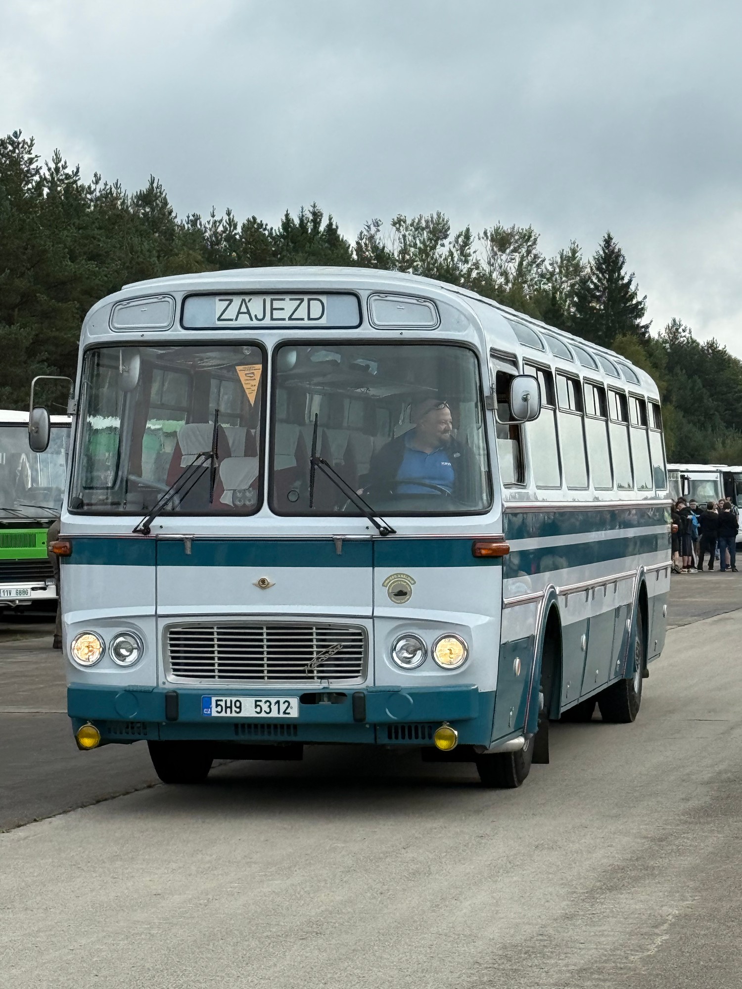 Volvo B10M — historický autobus